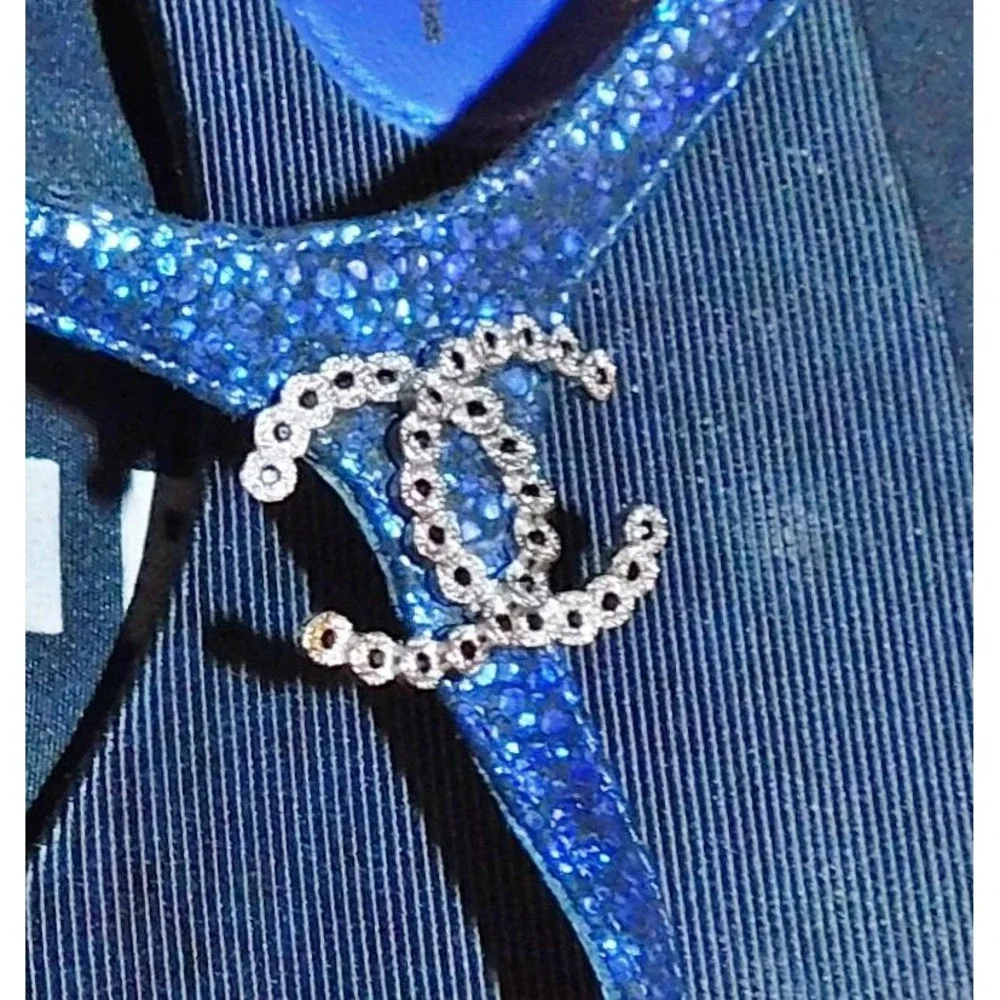 CHANEL women flats